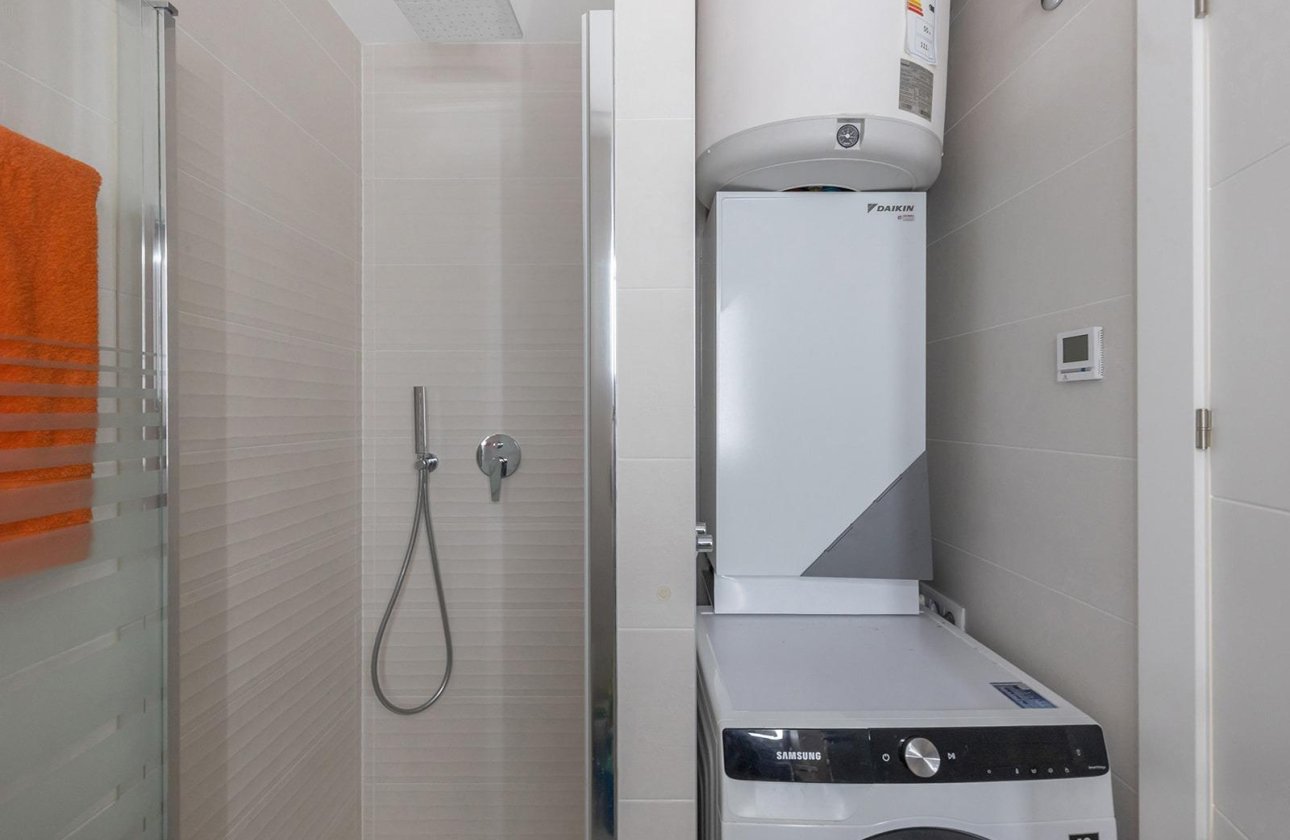 Resale - Apartment / flat - Orihuela Costa - Los Dolses