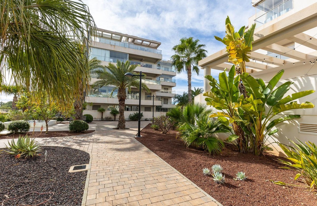 Resale - Apartment / flat - Orihuela Costa - Los Dolses