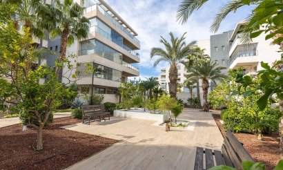 Resale - Apartment / flat - Orihuela Costa - Los Dolses