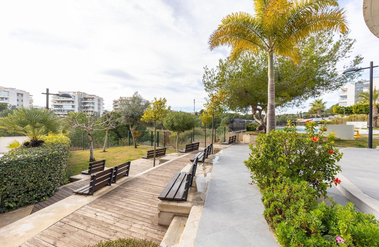 Resale - Apartment / flat - Orihuela Costa - Los Dolses