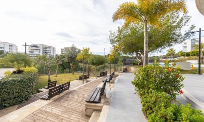 Resale - Apartment / flat - Orihuela Costa - Los Dolses