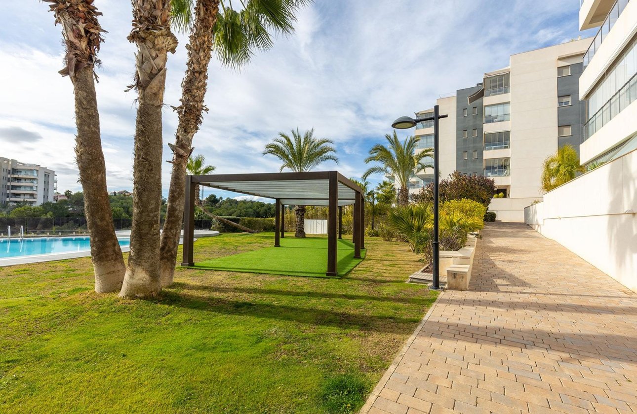 Resale - Apartment / flat - Orihuela Costa - Los Dolses
