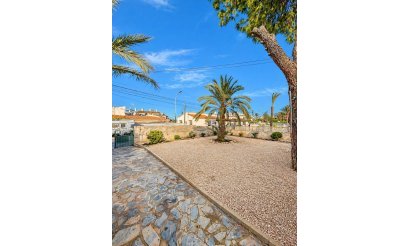 Revente - Villa - Torrevieja - Aguas Nuevas