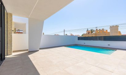 Resale - Villa - Torrevieja - Los Balcones