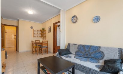 Reventa - Apartamento / piso - Torrevieja - Centro