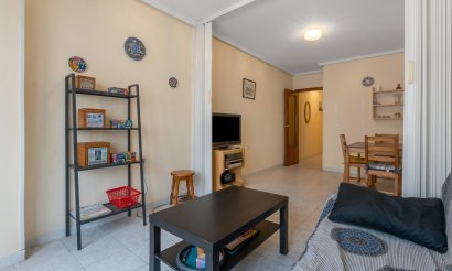 Reventa - Apartamento / piso - Torrevieja - Centro