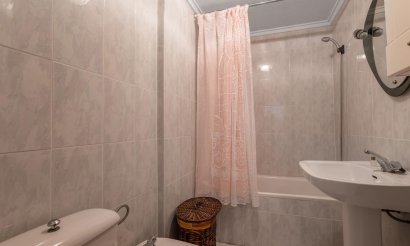Reventa - Apartamento / piso - Torrevieja - Centro