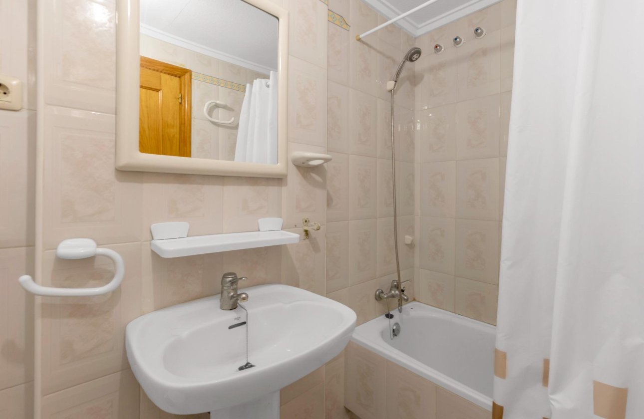 Reventa - Apartamento / piso - Torrevieja - La Mata