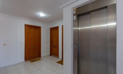 Reventa - Apartamento / piso - Torrevieja - La Mata
