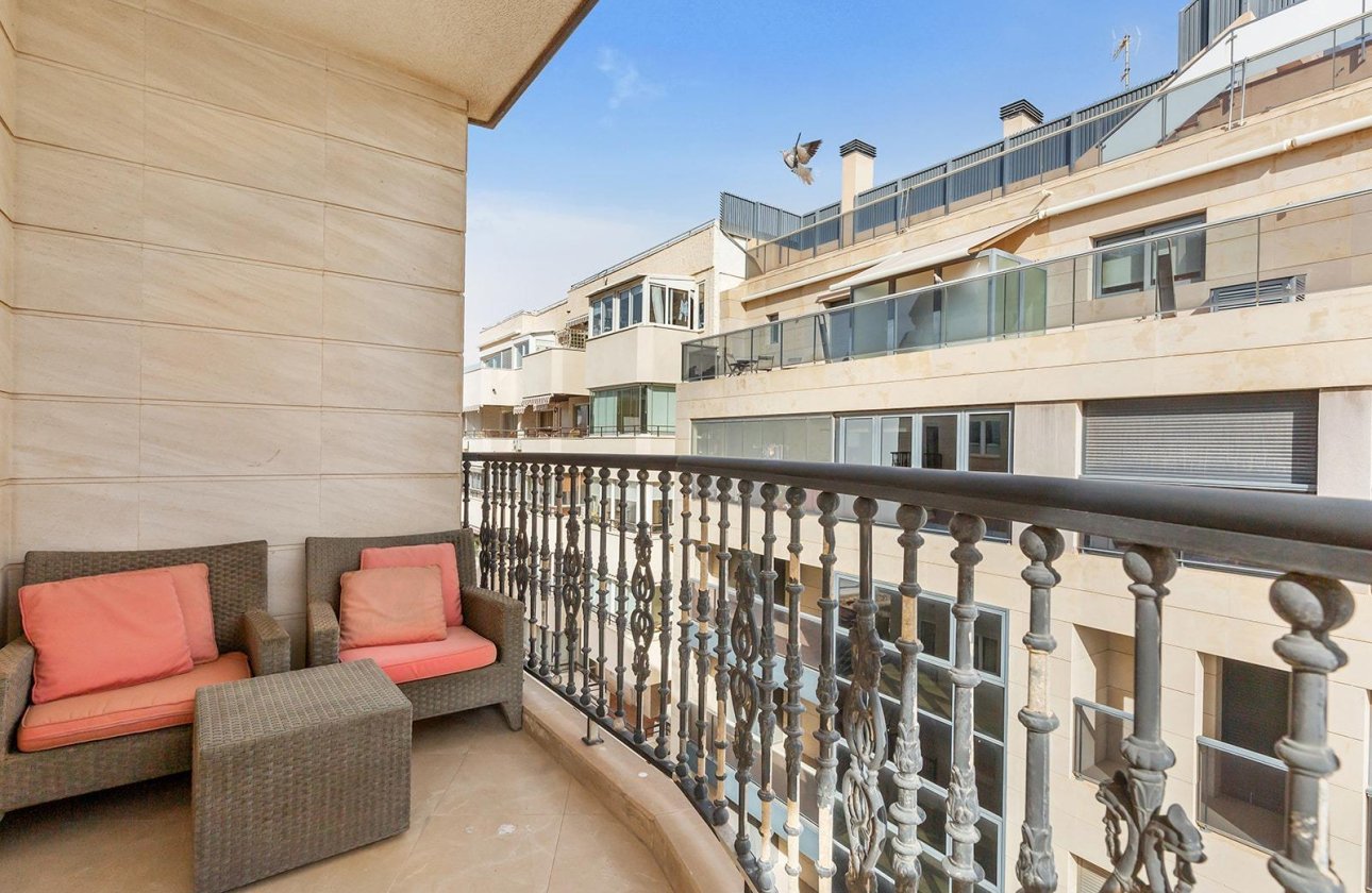 Revente - Appartement - Torrevieja - Paseo maritimo