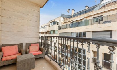 Revente - Appartement - Torrevieja - Paseo maritimo