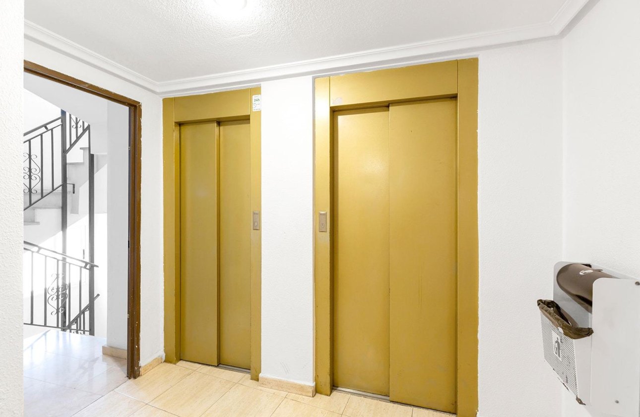 Revente - Appartement - Torrevieja - Centro