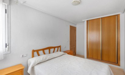 Reventa - Apartamento / piso - Torrevieja - Centro