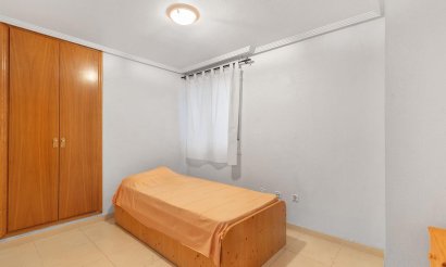 Reventa - Apartamento / piso - Torrevieja - Centro