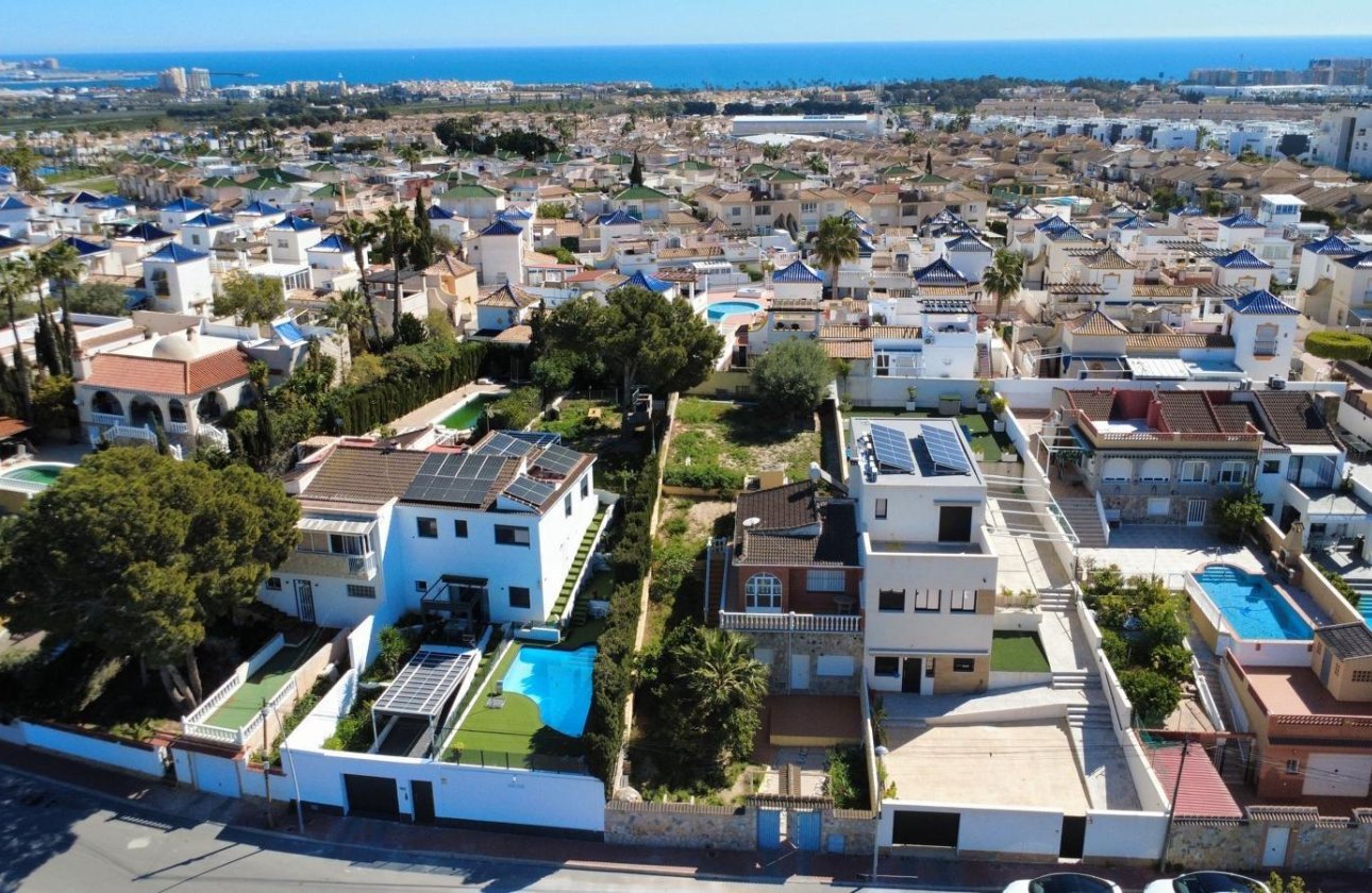 Revente - Villa - Torrevieja - Los Balcones