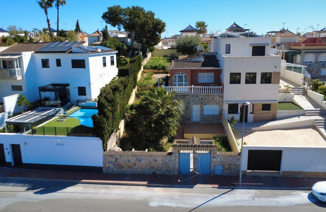 Revente - Villa - Torrevieja - Los Balcones
