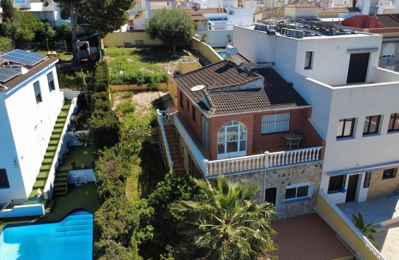 Revente - Villa - Torrevieja - Los Balcones