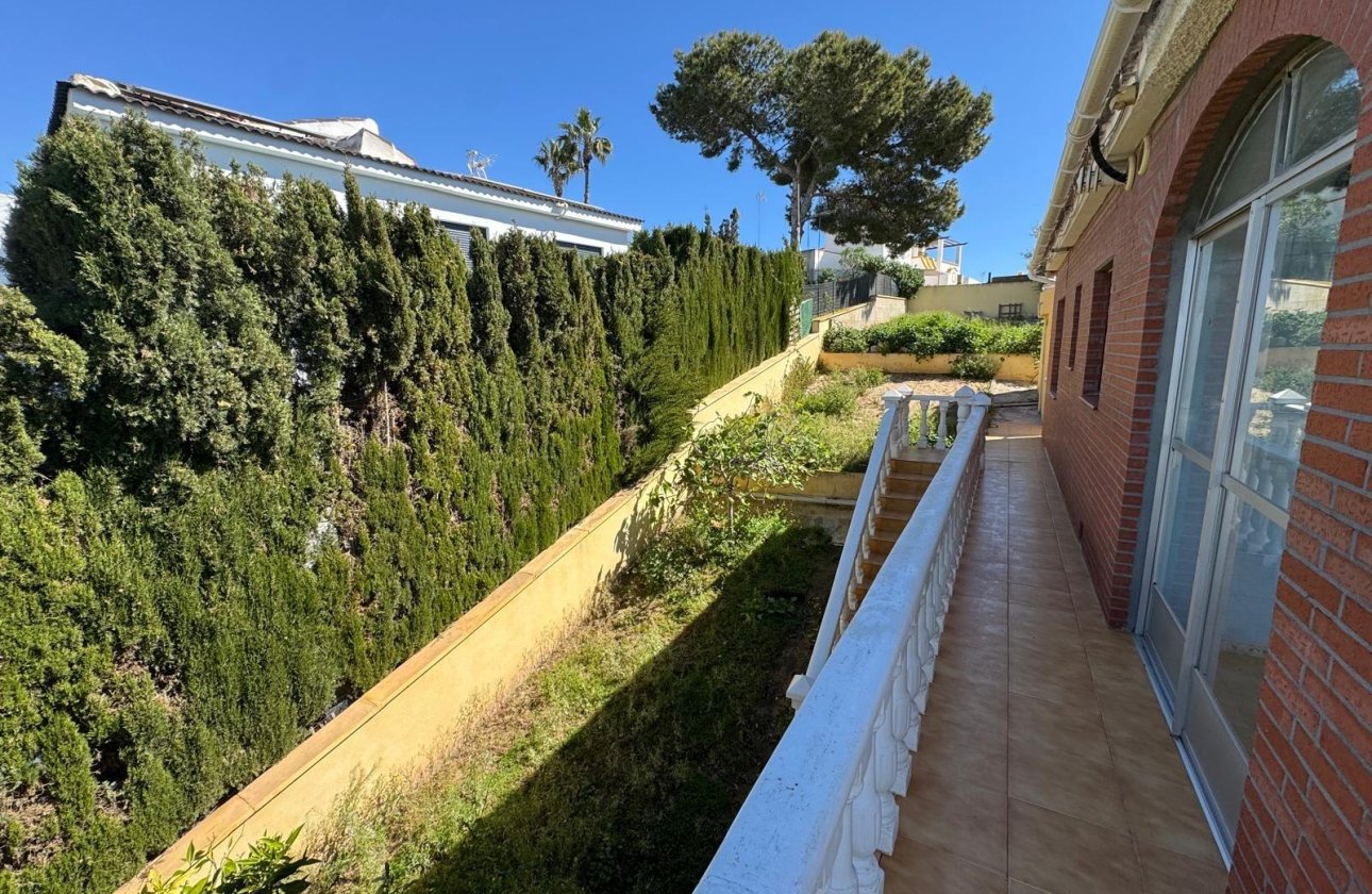 Revente - Villa - Torrevieja - Los Balcones