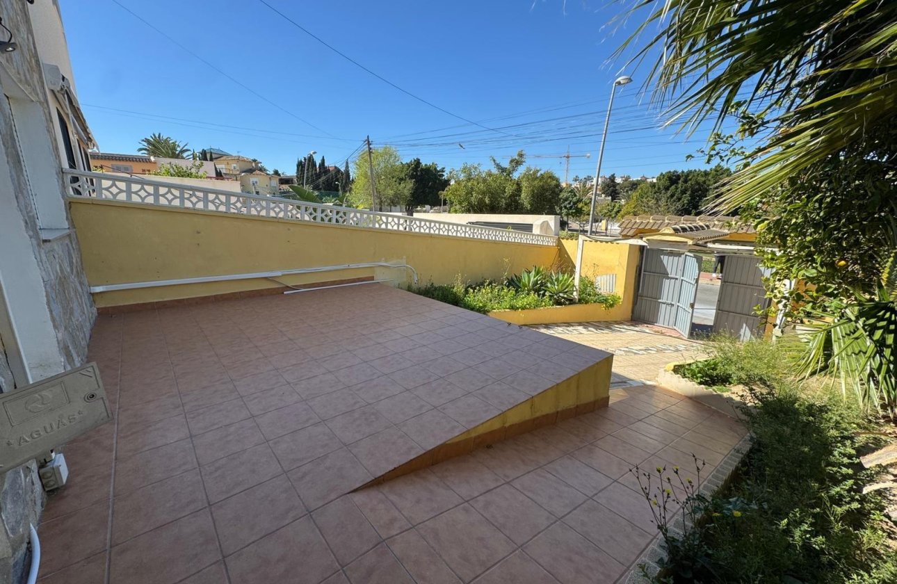 Revente - Villa - Torrevieja - Los Balcones