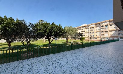 Reventa - Apartamento / piso - Torrevieja - Parque de Las Naciones