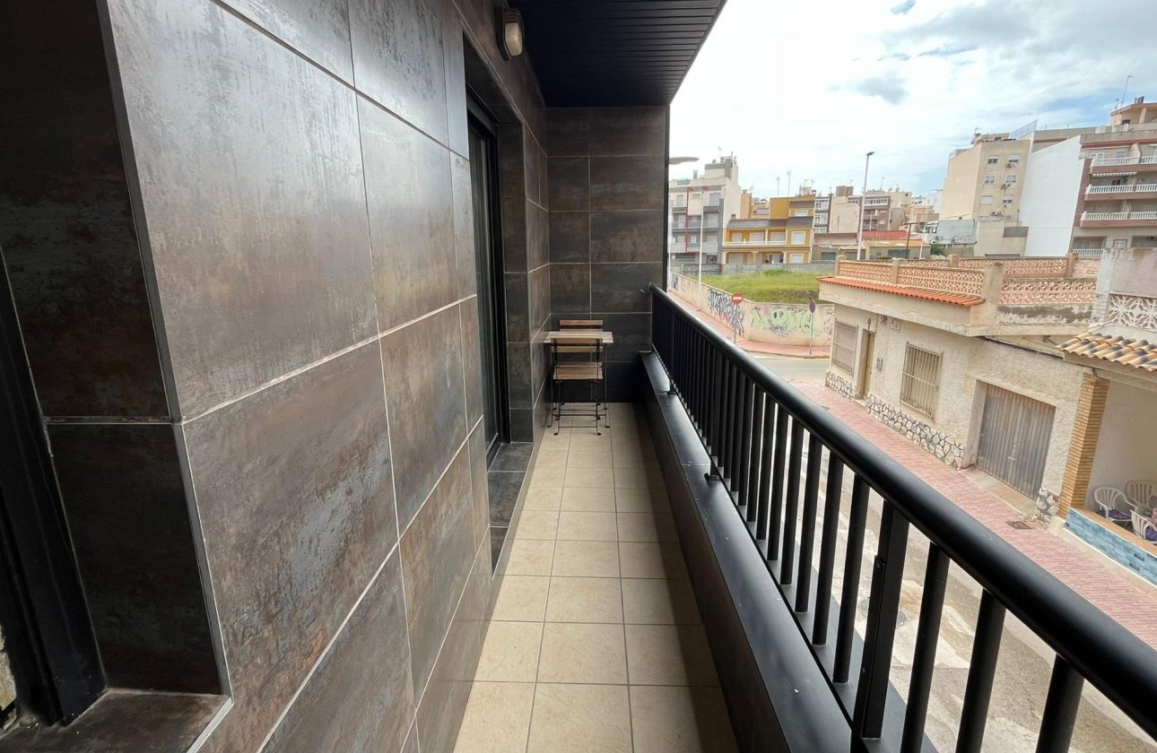 Revente - Appartement - Torrevieja - La Mata pueblo