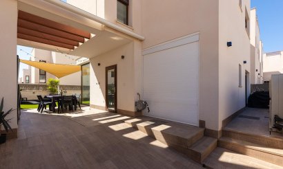 Reventa - Villa - Rojales - Pueblo bravo