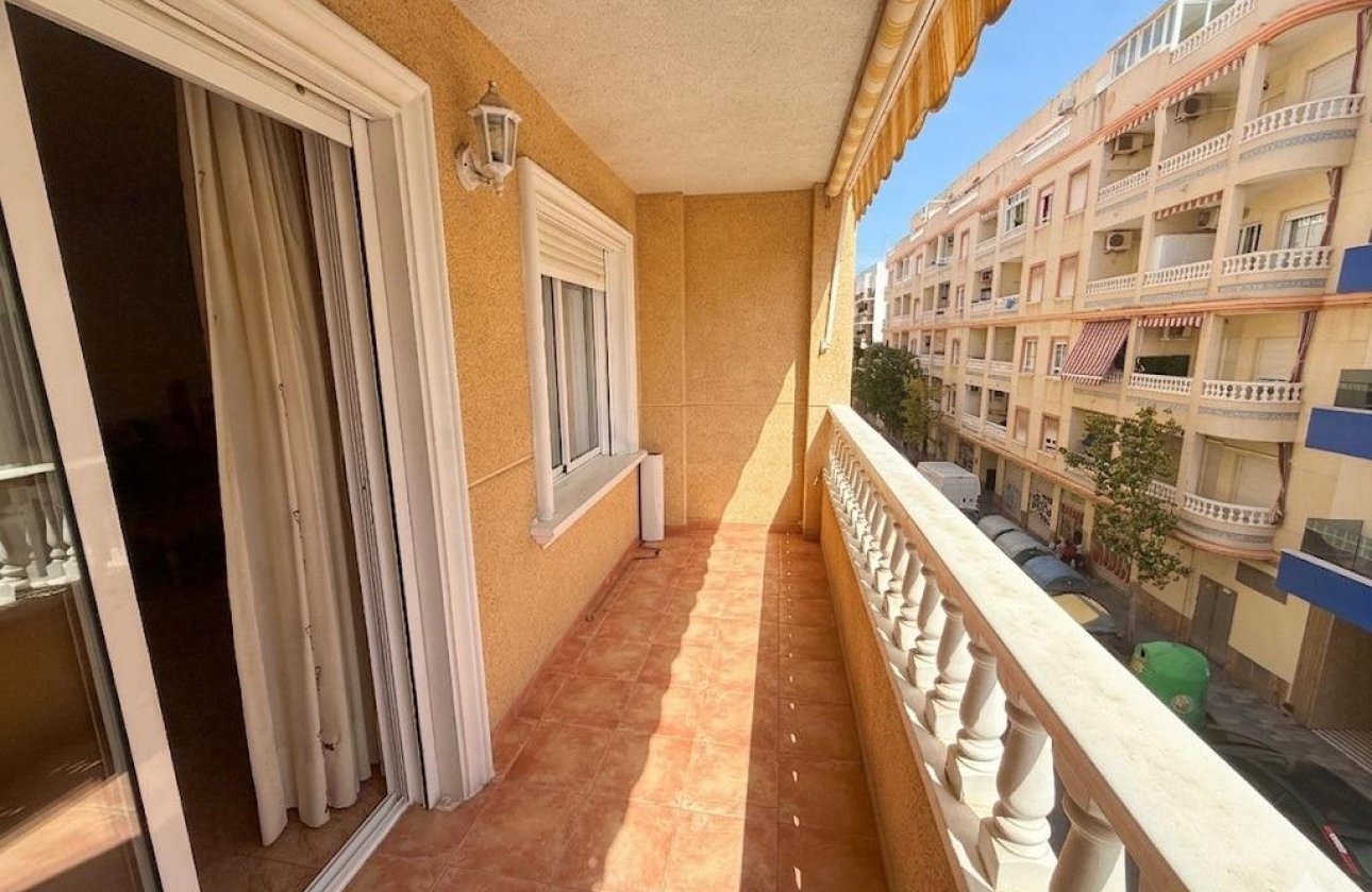 Resale - Apartment / flat - Torrevieja - Playa del Cura