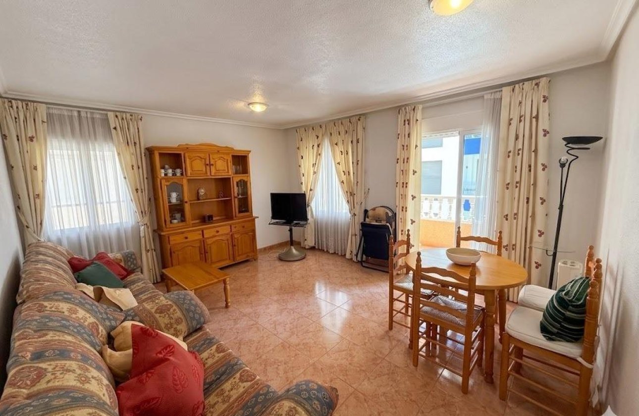 Resale - Apartment / flat - Torrevieja - Playa del Cura