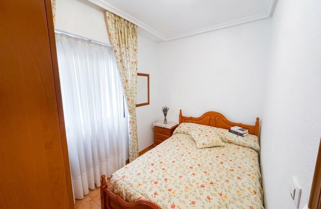 Resale - Apartment / flat - Torrevieja - Playa del Cura