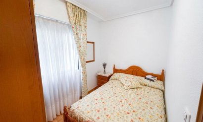 Resale - Apartment / flat - Torrevieja - Playa del Cura