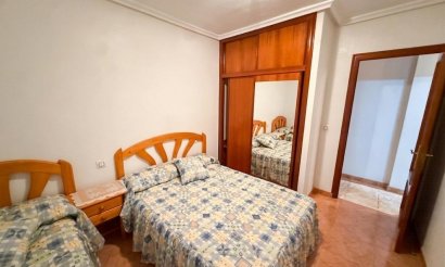 Resale - Apartment / flat - Torrevieja - Playa del Cura
