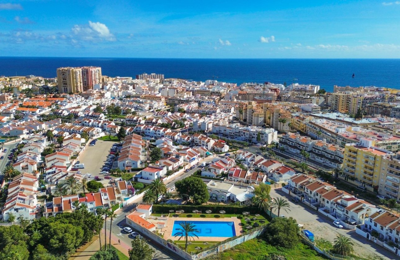 Resale - Townhouse - Torrevieja - Calas blanca