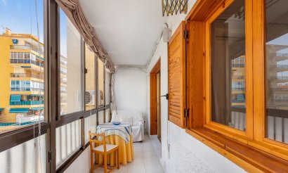 Resale - Apartment / flat - Torrevieja - La Mata