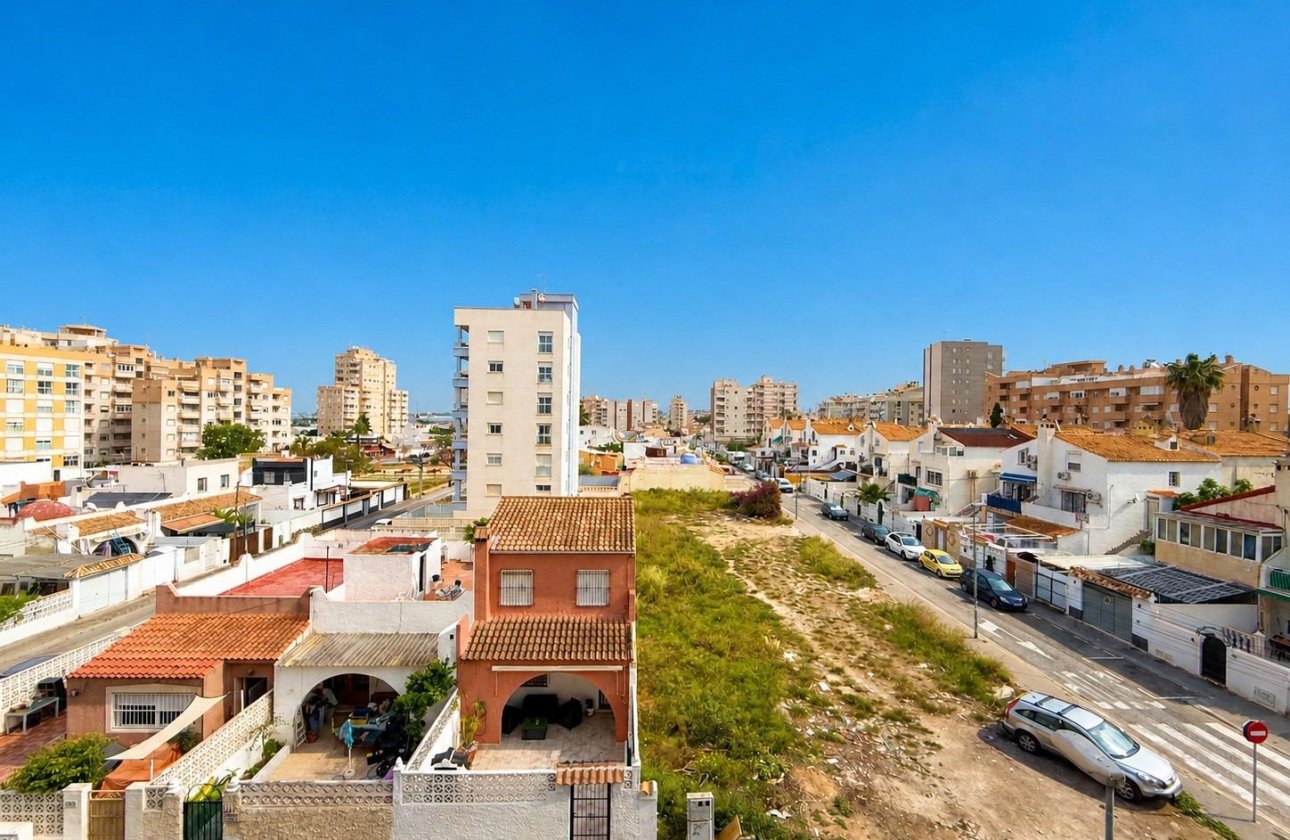Resale - Apartment / flat - Torrevieja - Nueva Torrevieja