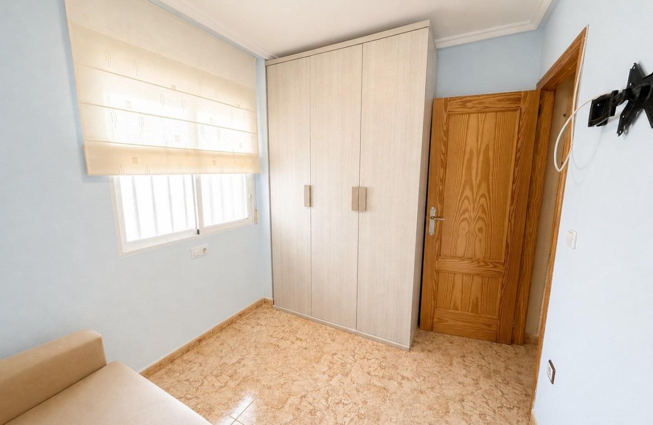 Resale - Apartment / flat - Torrevieja - Nueva Torrevieja