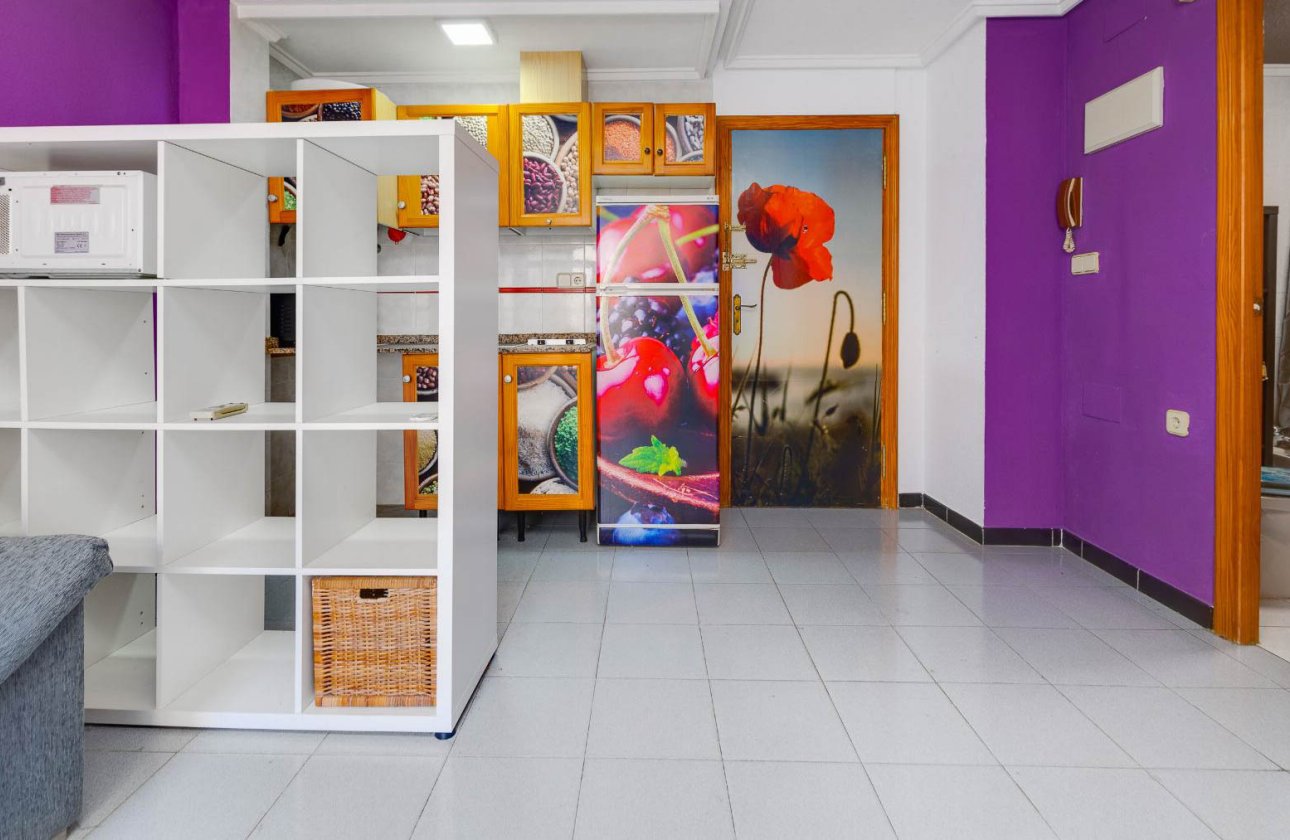 Resale - Apartment / flat - Torrevieja - Playa de los Locos