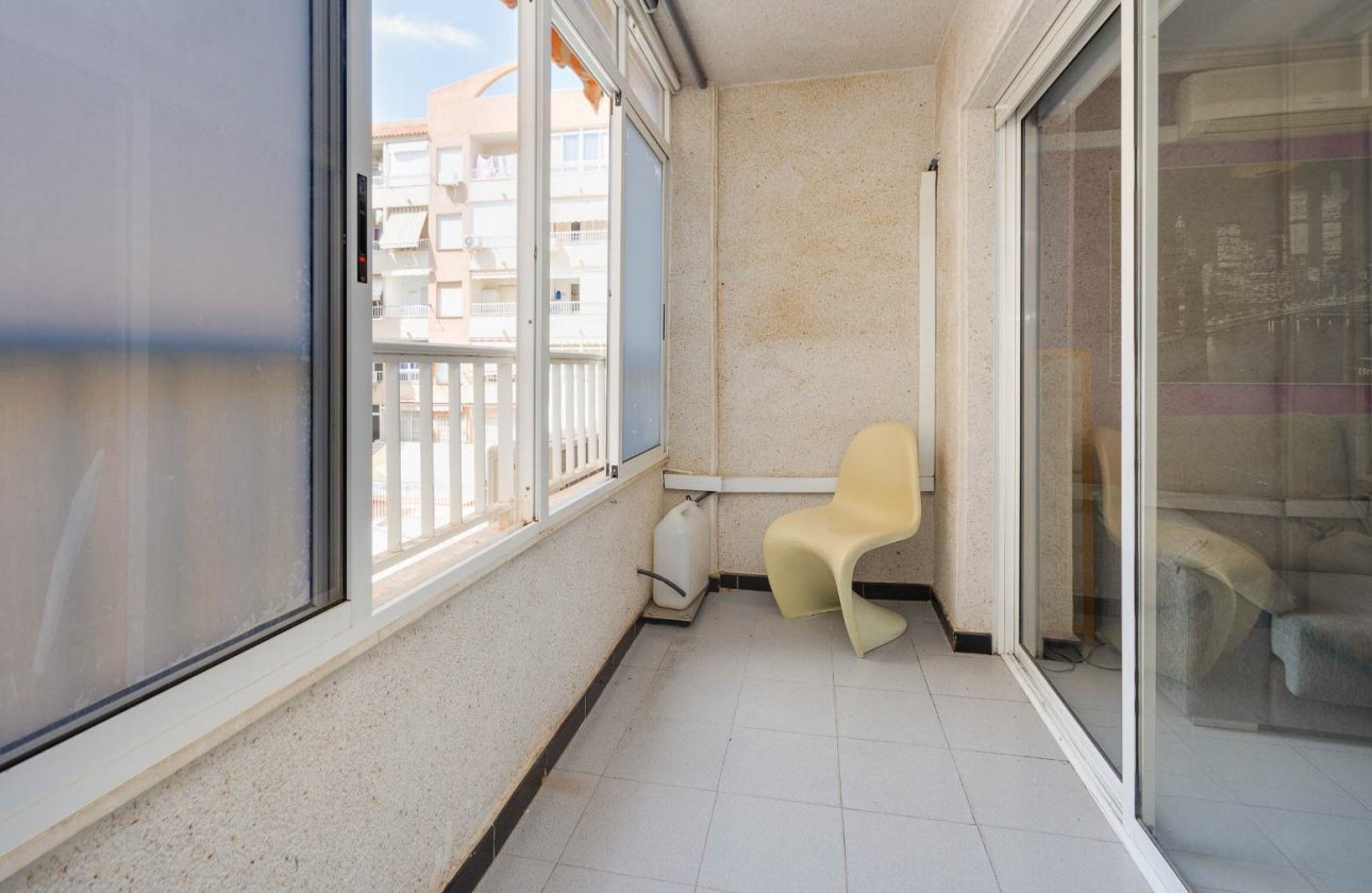 Resale - Apartment / flat - Torrevieja - Playa de los Locos