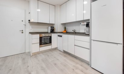 Resale - Apartment / flat - Orihuela Costa - Villamartín