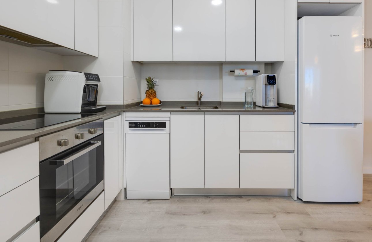 Resale - Apartment / flat - Orihuela Costa - Villamartín