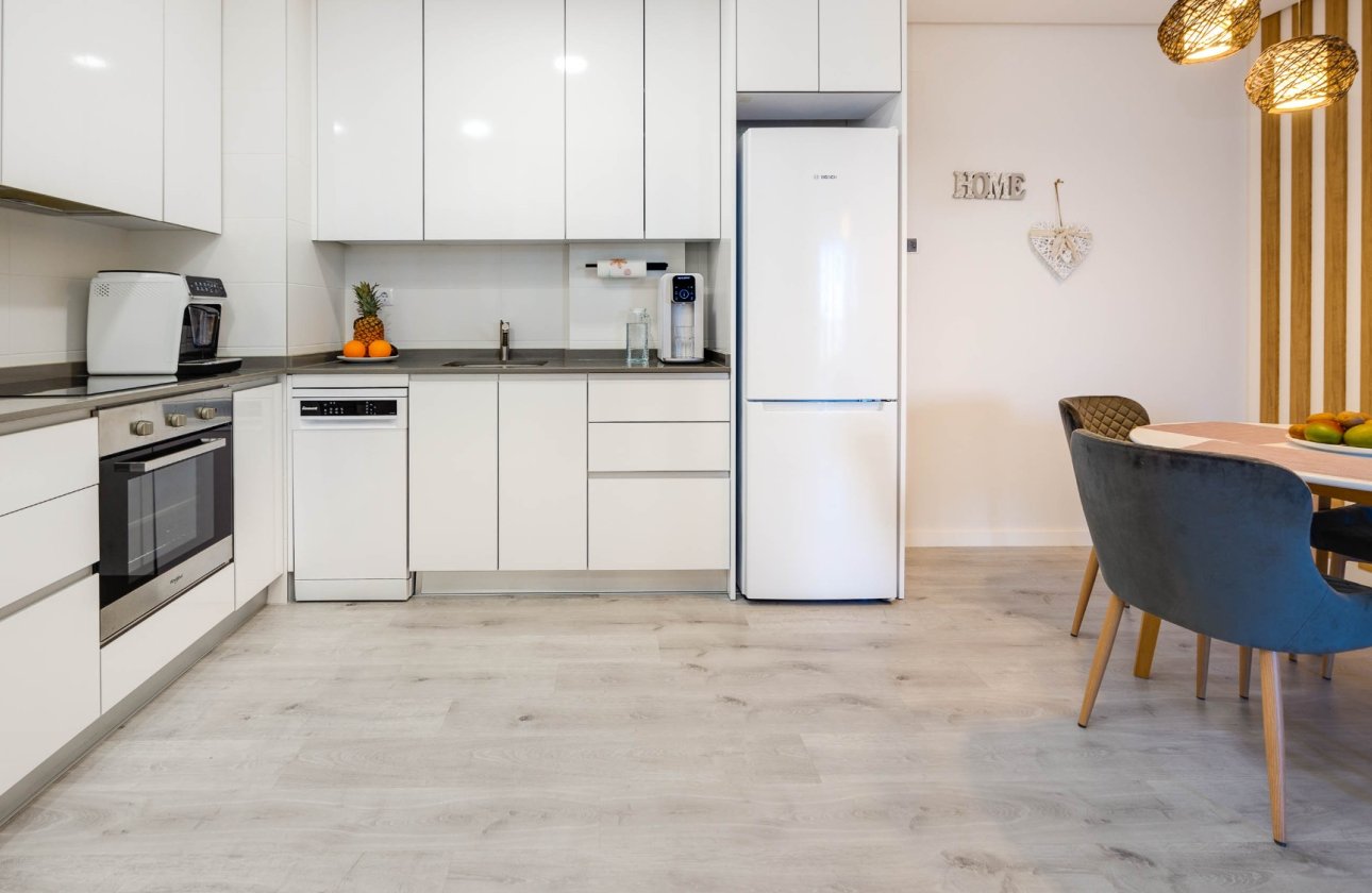 Resale - Apartment / flat - Orihuela Costa - Villamartín