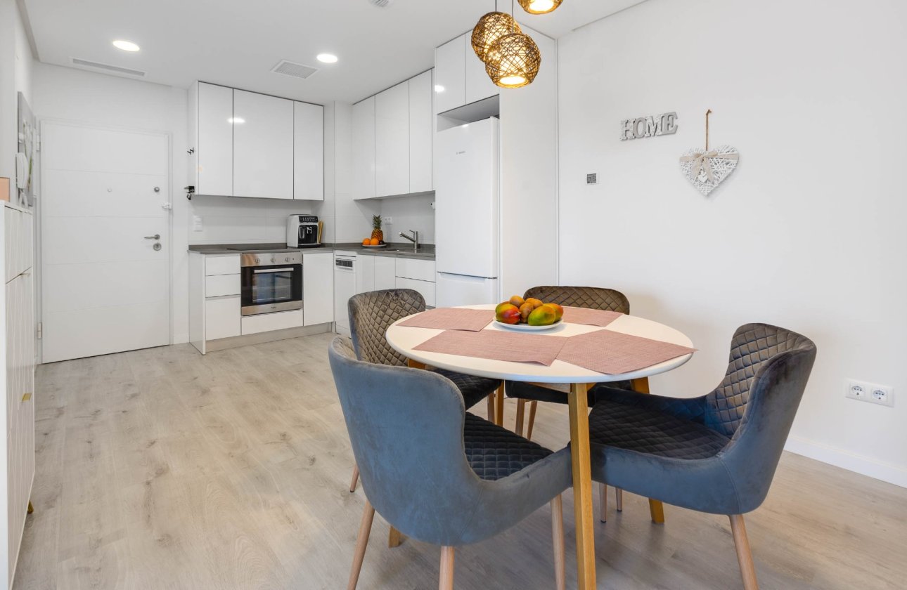 Resale - Apartment / flat - Orihuela Costa - Villamartín