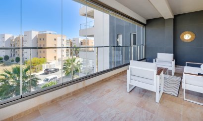 Resale - Apartment / flat - Orihuela Costa - Villamartín
