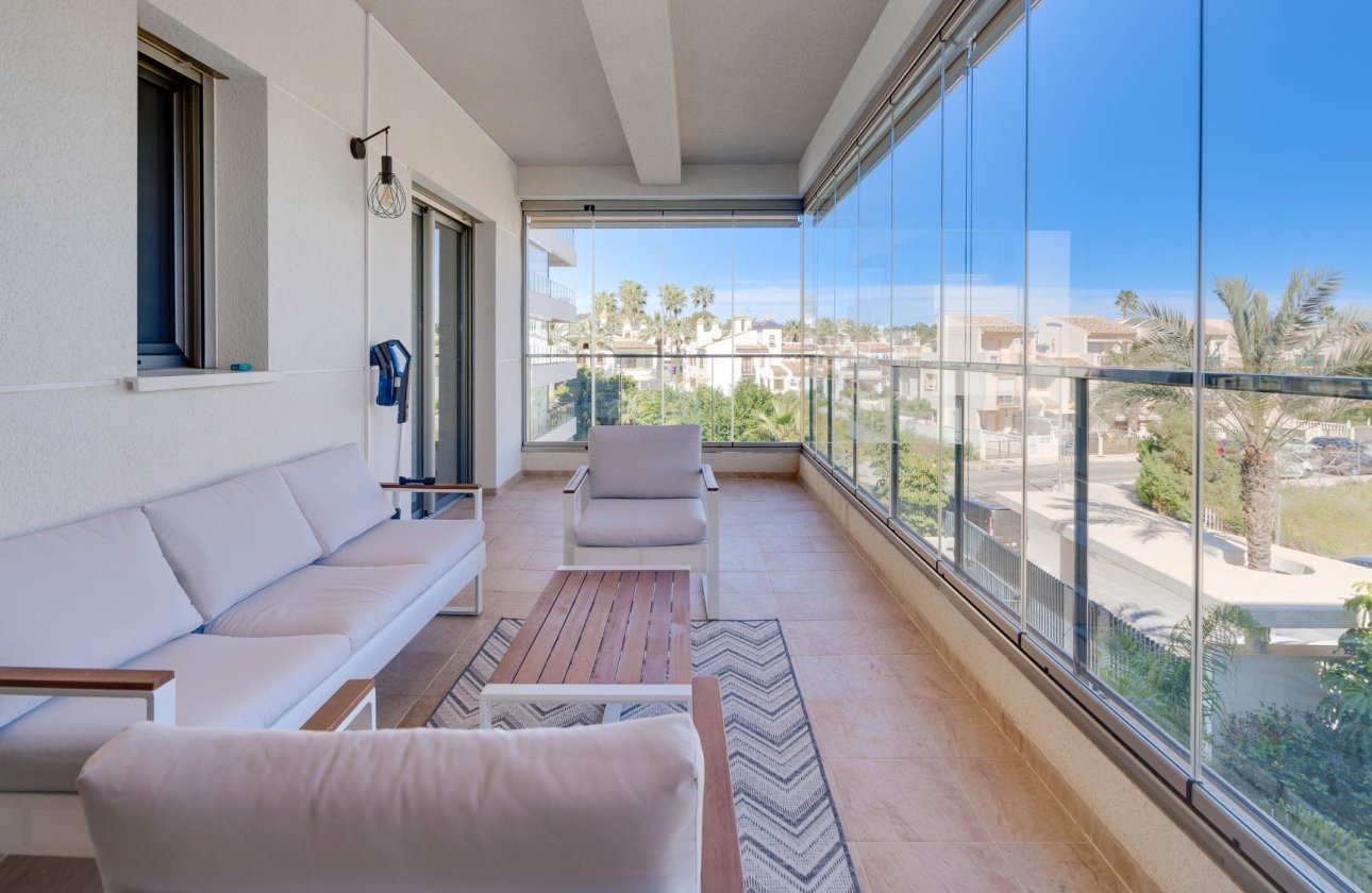 Resale - Apartment / flat - Orihuela Costa - Villamartín