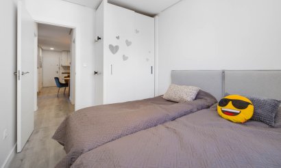 Resale - Apartment / flat - Orihuela Costa - Villamartín