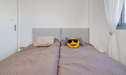 Resale - Apartment / flat - Orihuela Costa - Villamartín
