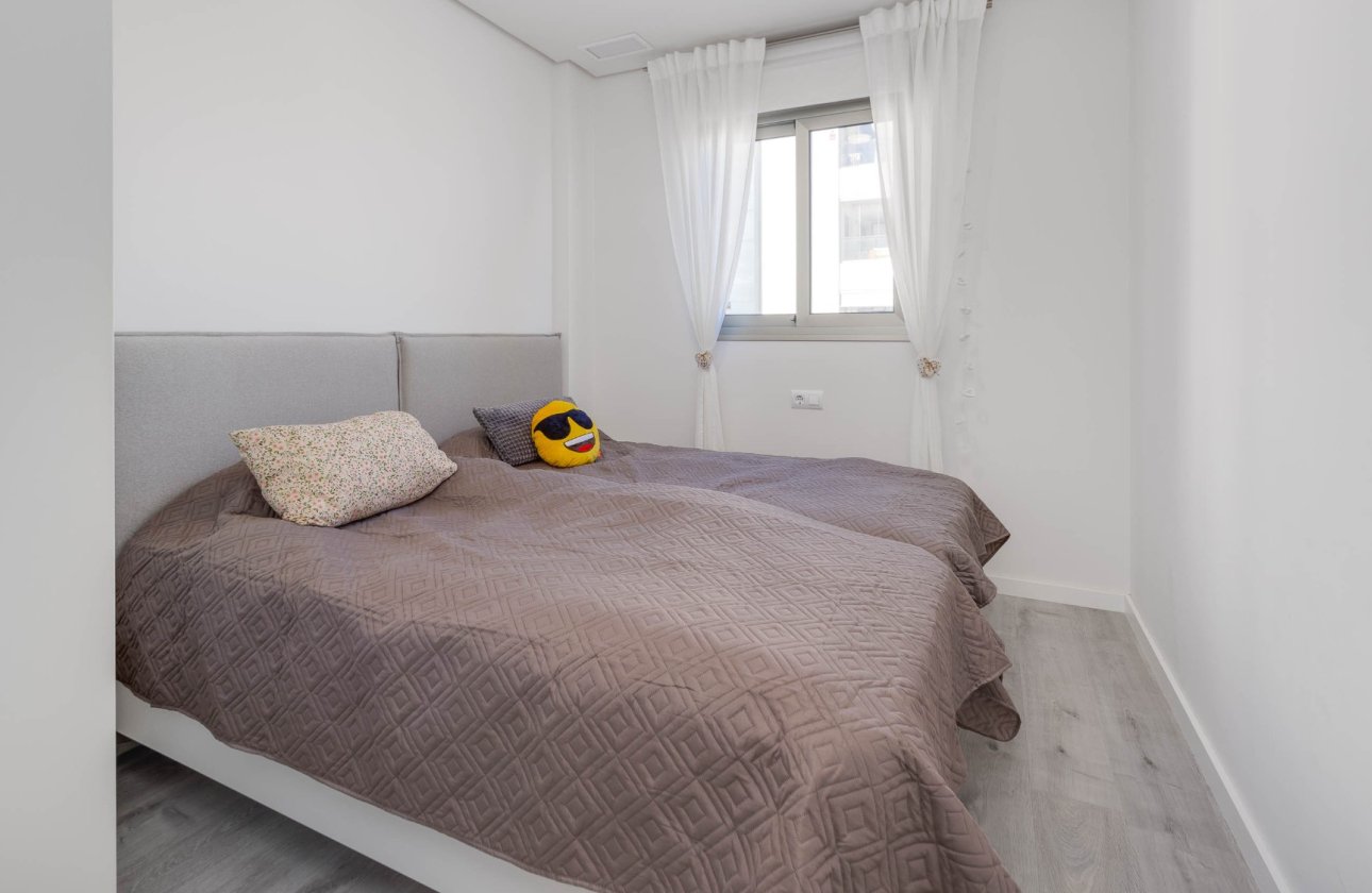 Resale - Apartment / flat - Orihuela Costa - Villamartín