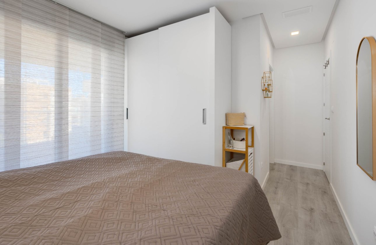 Resale - Apartment / flat - Orihuela Costa - Villamartín