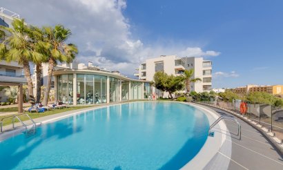 Resale - Apartment / flat - Orihuela Costa - Villamartín