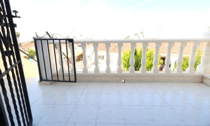 Resale - Bungalow - Torrevieja - La Siesta - El Salado - Torreta