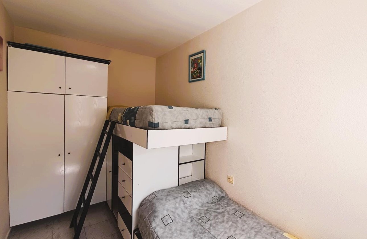 Resale - Bungalow - Torrevieja - La Siesta - El Salado - Torreta